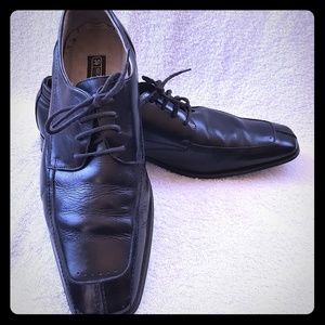 Stacy Adams Square Split Toe Shoes